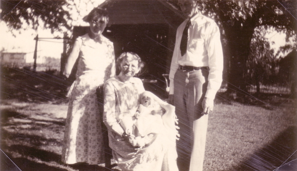 Winona George Cain, mother Etta holding grandson Joseph, Cliff Cain