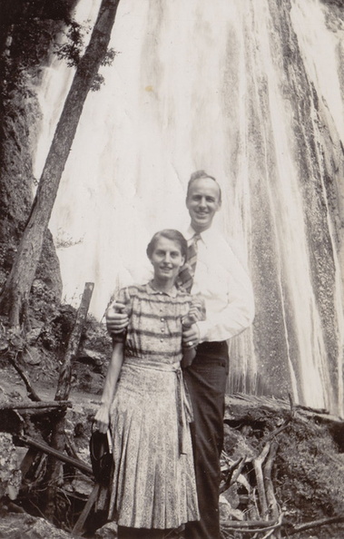 1941, September: Esther and Wallace at Horse Tail Falls.