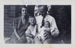1939: Family portrait. Esther, Wally F, Wallace and Kathy