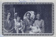 1939, July: Esther, JM holding Wally F, Ollie and Bettie holding Kathy